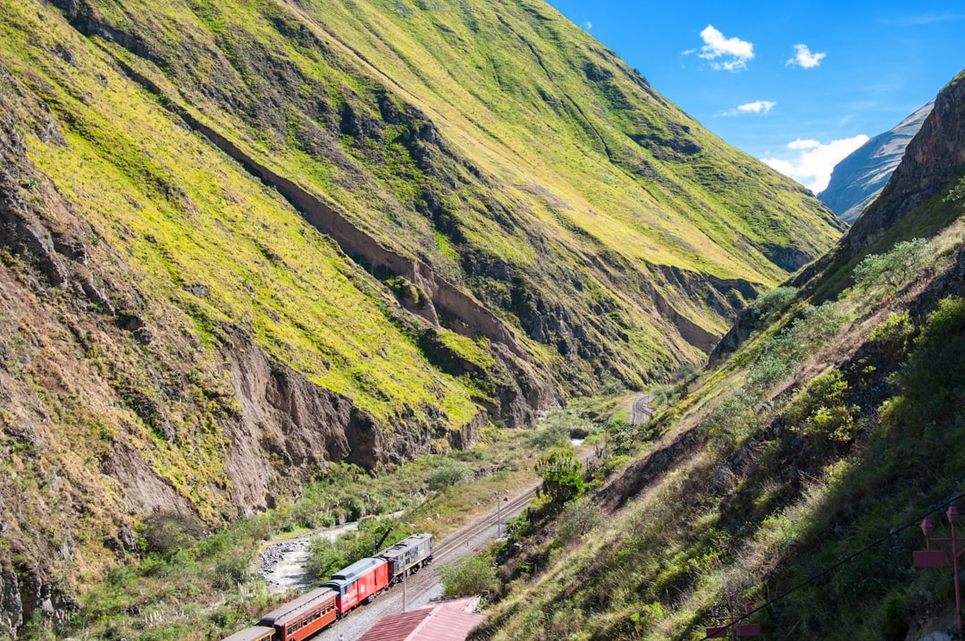 Featured image of post Nature on a Nickel: Ecuador's Must-See Sites